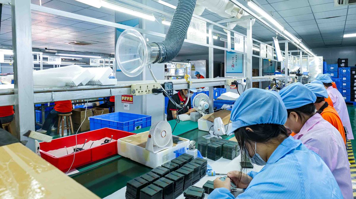 YGhao Shenzhen factory — assembly lines for consumer electronics