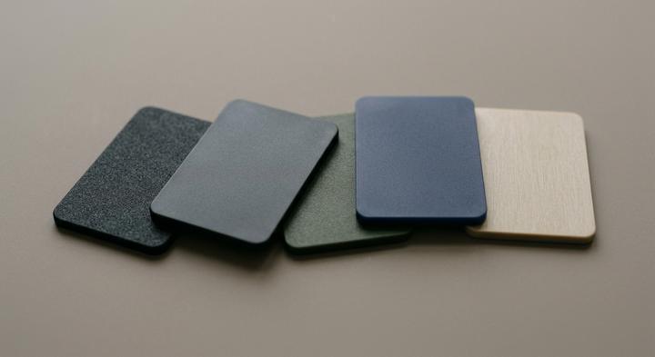 Comparison of fine matte and high-grade plastic textures for industrial design